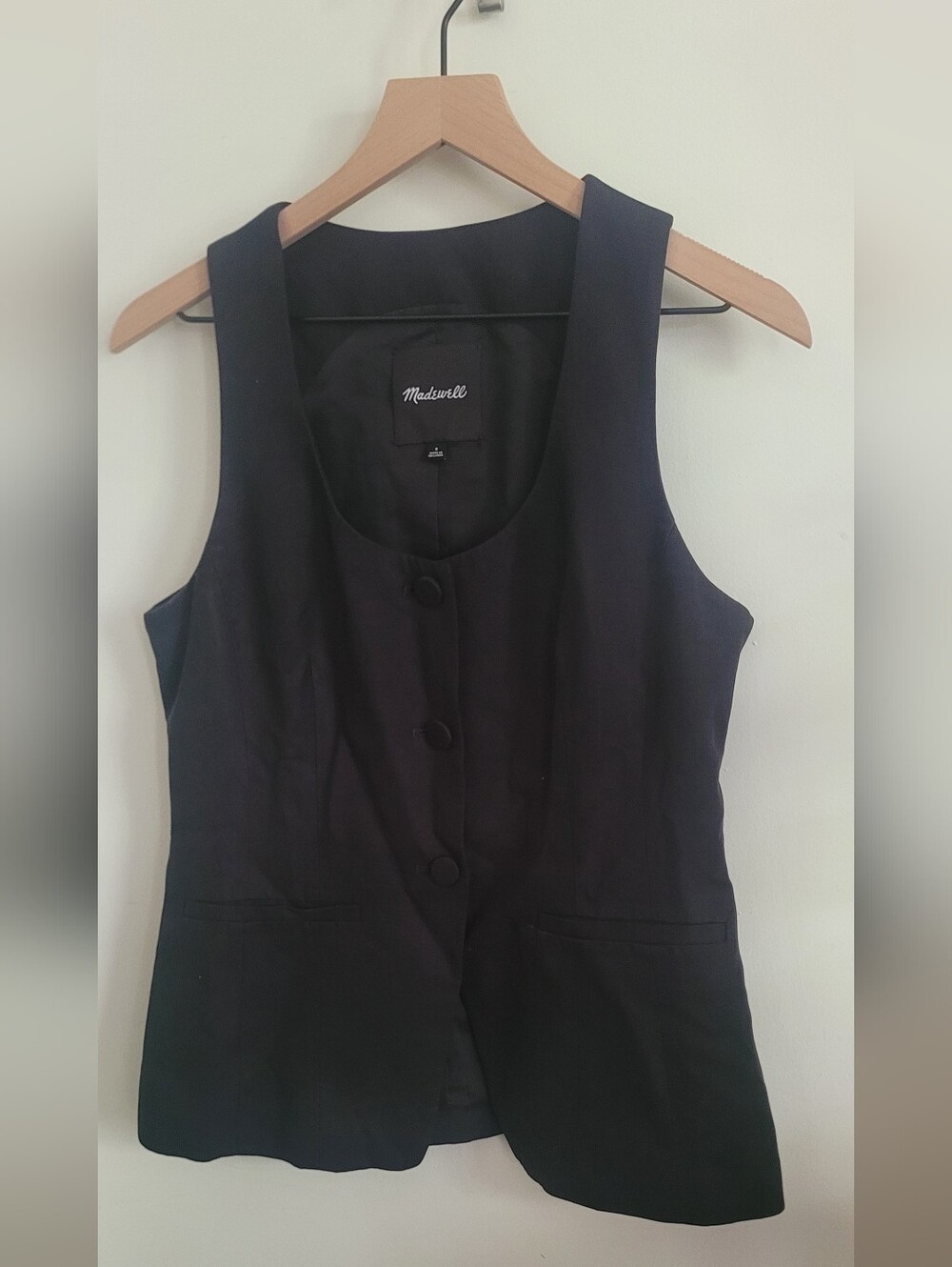 Madewell Black Sleeveless Tailored Button-Front Vest - Picture 6 of 13